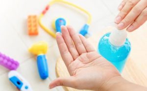 Thủ tục nhập khẩu nước rửa tay sát khuẩn