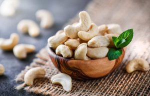 Gửi hạt điều đi Nhật giá ưu đãi