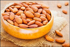 Gửi hạt hạnh nhân đi Nhật giá rẻ, uy tín