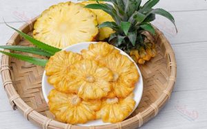 Gửi thơm sấy dẻo đi Nhật Bản tiết kiệm