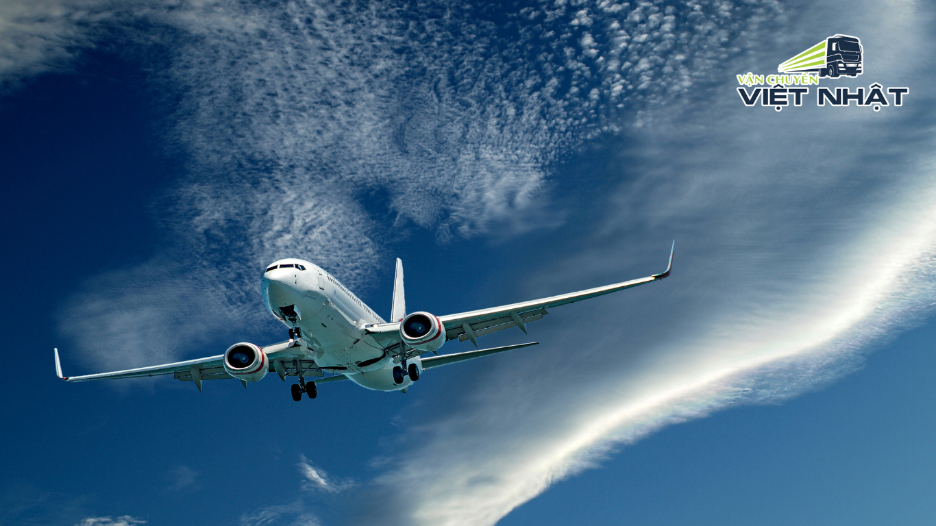 Làm Thế Nào Nhật Bản Quản Lý Hàng Hóa Transit Tại Các Hub Lớn Như Narita?