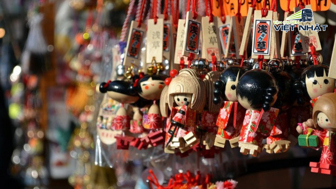 Gửi quà tặng cho người thân ở Nhật cần lưu ý gì?