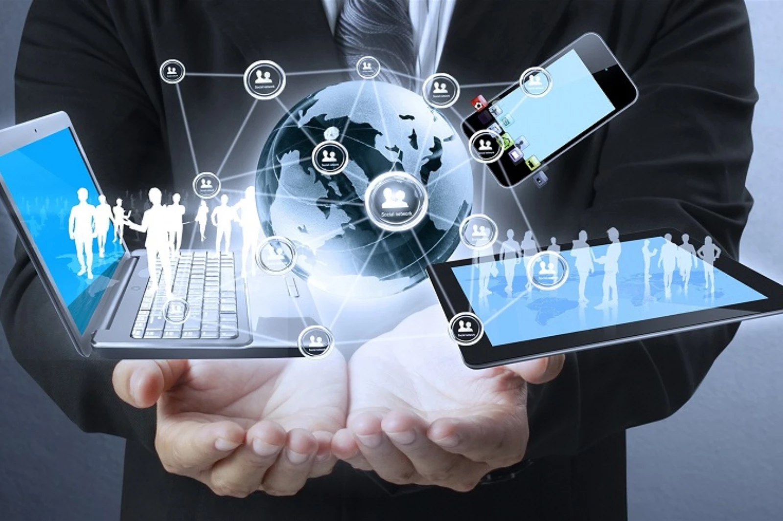 TIN TỨC CÔNG NGHỆ NHẬT BẢN – BỨT PHÁ TRONG AI VÀ ROBOT NĂM 2025