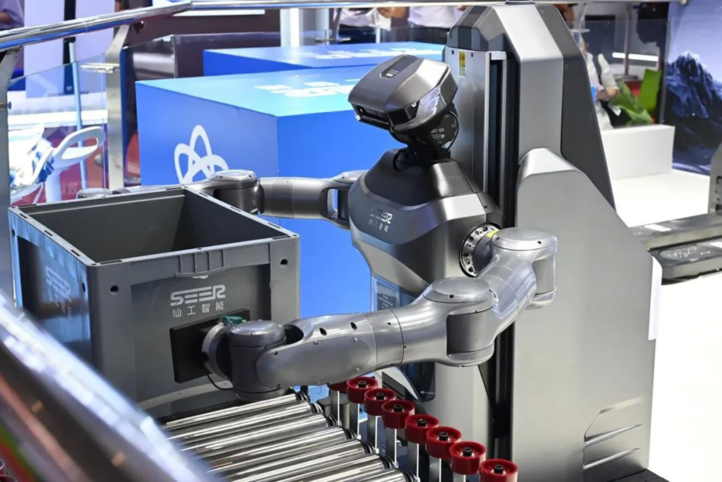 CHIẾN LƯỢC ROBOT HÓA NGÀNH LOGISTICS NHẬT BẢN