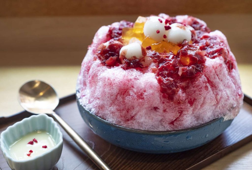 🍧 Kakigori – Đá Bào Nhật Bản Giải Nhiệt Mùa Hè